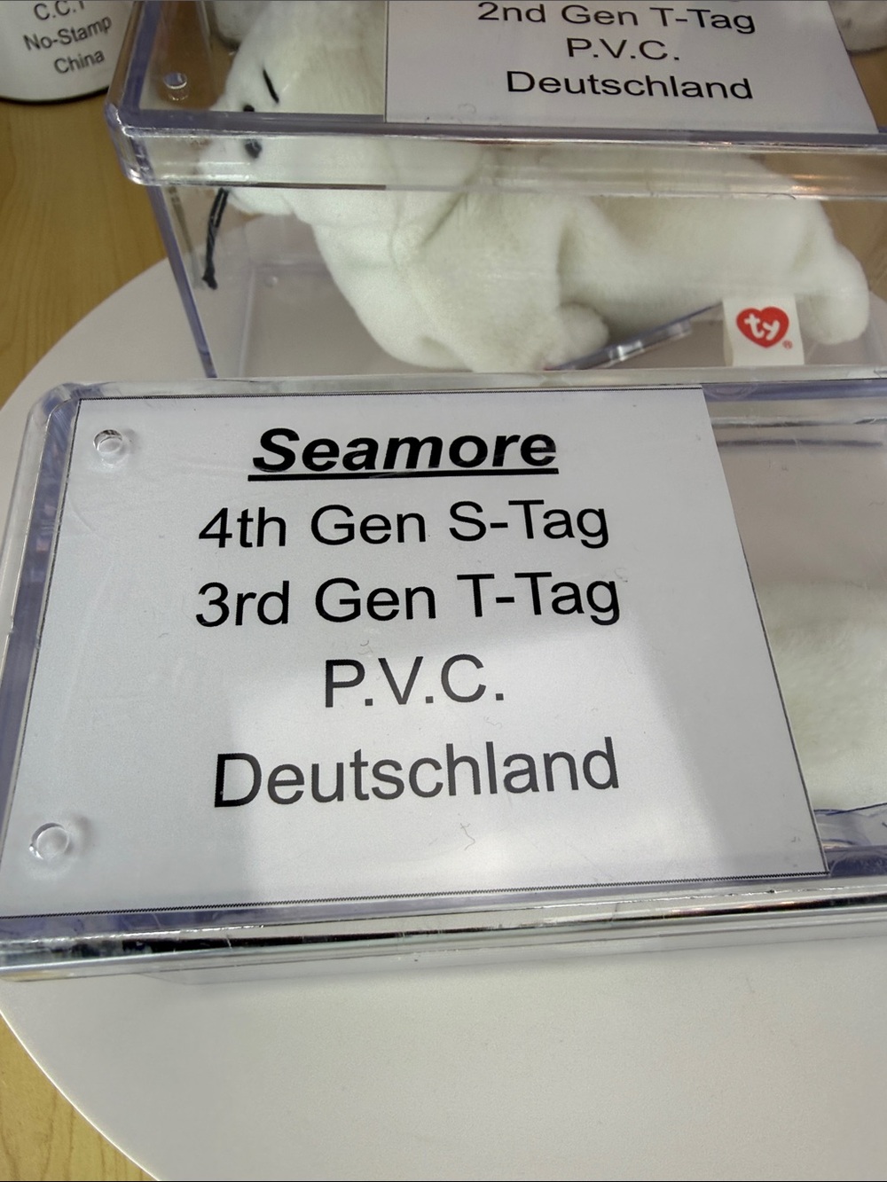 💥MWMT 3rd Gen & 4th Gen - SEAMORE BUNDLE W/ DISPLAY CASES - Picture 9 of 9